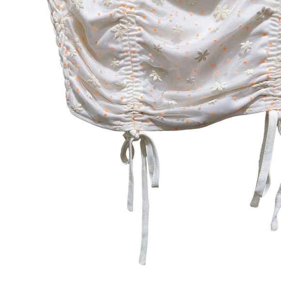 Le Lis Daisy Crop Top Size Medium - Picture 6 of 10